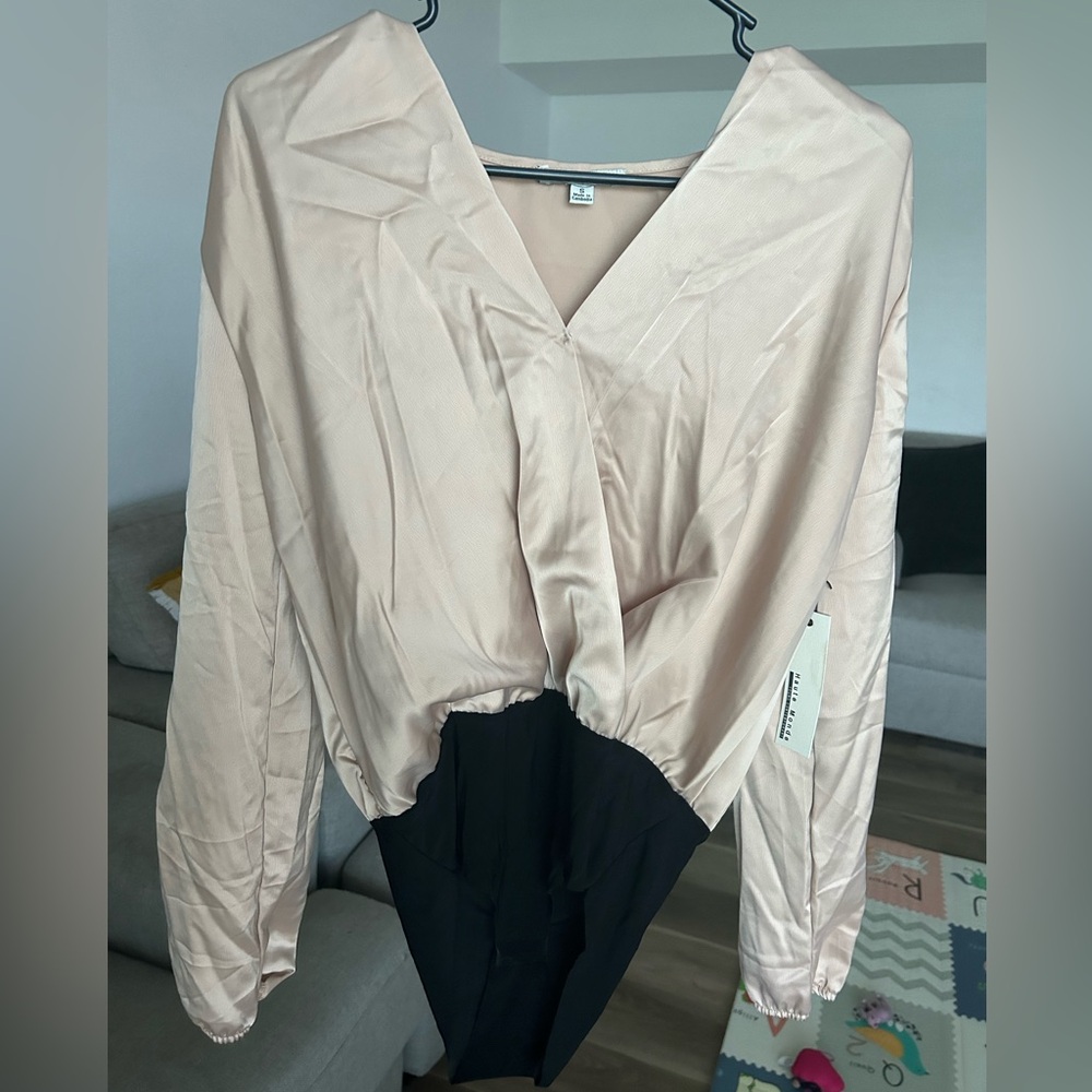 Haute Monde blouse bodysuit size Small color champagne NWOT